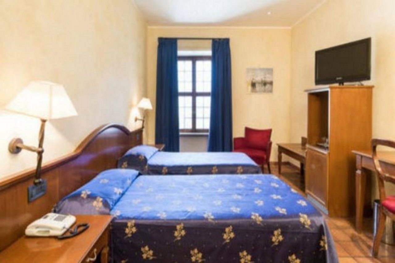Hotel Columbus Roma Ngoại thất bức ảnh